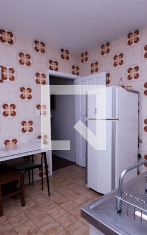 Casa à venda com 112m², 2 quartos e 2 vagas Casa à venda com 112m², 2 quartos e 2 vagasCozinha