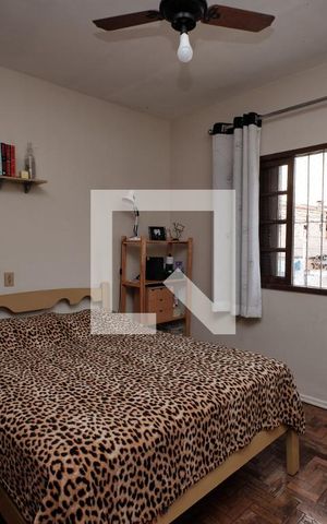 Casa à venda com 112m², 2 quartos e 2 vagas Casa à venda com 112m², 2 quartos e 2 vagasQuarto 2