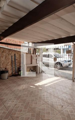 Casa à venda com 112m², 2 quartos e 2 vagas Casa à venda com 112m², 2 quartos e 2 vagasGaragem
