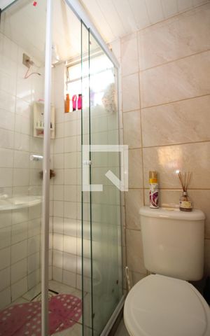 Apartamento à venda com 60m², 2 quartos e 1 vaga Apartamento à venda com 60m², 2 quartos e 1 vagaBanheiro