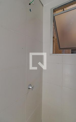 Apartamento para alugar com 40m², 2 quartos e 1 vaga Apartamento para alugar com 40m², 2 quartos e 1 vagaBanheiro