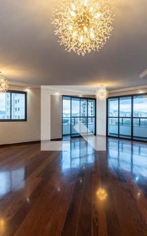 Apartamento à venda com 200m², 5 quartos e 3 vagasSala