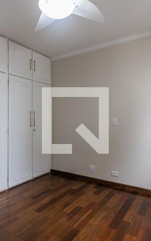Apartamento à venda com 200m², 5 quartos e 3 vagasQuarto 2