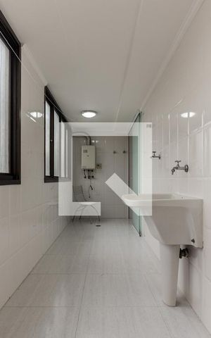 Apartamento à venda com 200m², 5 quartos e 3 vagasÁrea de Serviço