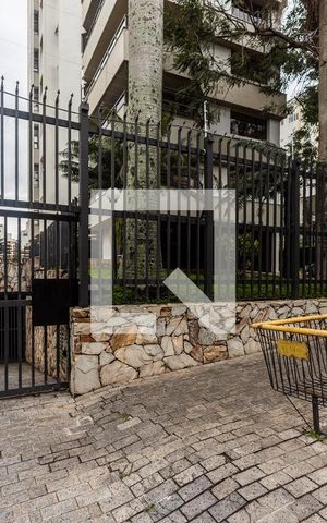 Apartamento à venda com 200m², 5 quartos e 3 vagasFachada do condomínio