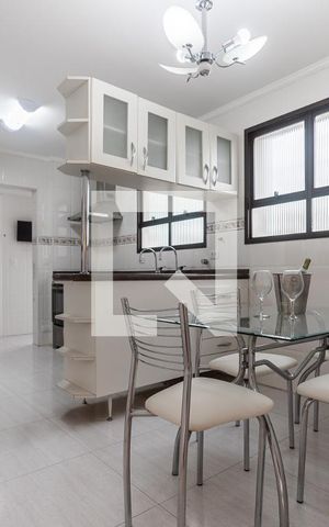 Apartamento à venda com 200m², 5 quartos e 3 vagasCozinha