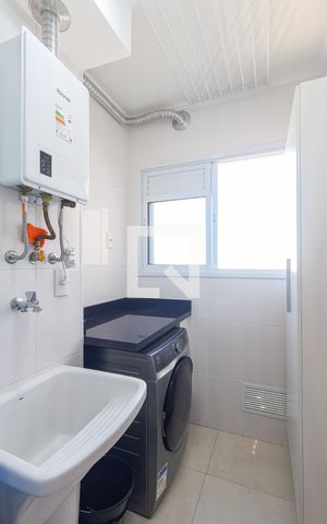 Apartamento à venda com 69m², 2 quartos e 1 vaga Apartamento à venda com 69m², 2 quartos e 1 vagaLavanderia