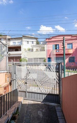 Casa à venda com 300m², 3 quartos e 2 vagas Casa à venda com 300m², 3 quartos e 2 vagasVista da Sala de Estar