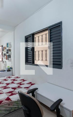 Casa à venda com 300m², 3 quartos e 2 vagas Casa à venda com 300m², 3 quartos e 2 vagasSuíte