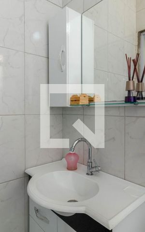 Casa à venda com 300m², 3 quartos e 2 vagas Casa à venda com 300m², 3 quartos e 2 vagasBanheiro da Suíte
