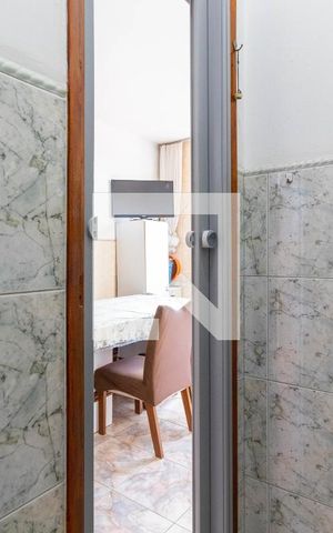 Casa à venda com 300m², 3 quartos e 2 vagas Casa à venda com 300m², 3 quartos e 2 vagasLavabo