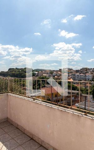 Casa à venda com 300m², 3 quartos e 2 vagas Casa à venda com 300m², 3 quartos e 2 vagasVaranda do Quarto 2