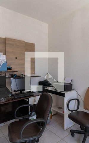Casa à venda com 300m², 3 quartos e 2 vagas Casa à venda com 300m², 3 quartos e 2 vagasQuarto 2