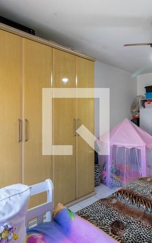 Casa à venda com 300m², 3 quartos e 2 vagas Casa à venda com 300m², 3 quartos e 2 vagasQuarto 1
