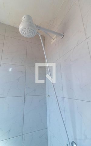 Casa à venda com 300m², 3 quartos e 2 vagas Casa à venda com 300m², 3 quartos e 2 vagasBanheiro da Suíte