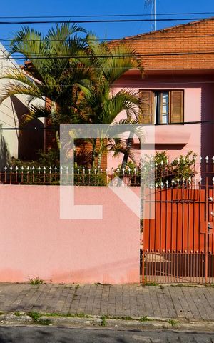 Casa à venda com 125m², 2 quartos e 1 vagaFachada