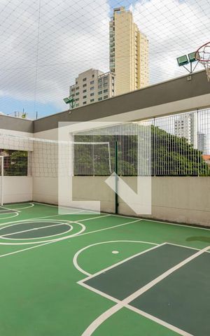 Studio para alugar com 50m², 1 quarto e 1 vaga Studio para alugar com 50m², 1 quarto e 1 vagaQuadra