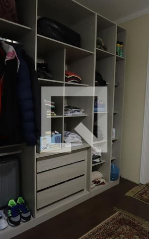 Casa para alugar com 300m², 4 quartos e 5 vagasCloset da suíte 1