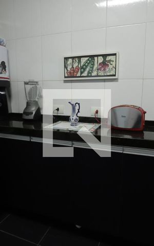 Casa para alugar com 300m², 4 quartos e 5 vagasCozinha