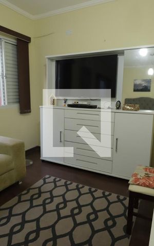 Casa para alugar com 300m², 4 quartos e 5 vagasSuíte 1