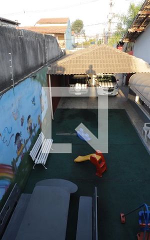 Casa para alugar com 300m², 4 quartos e 5 vagasvaranda