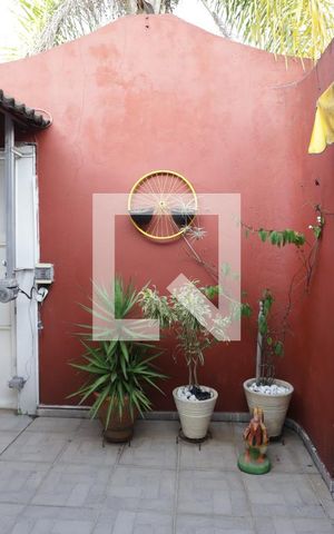 Casa para alugar com 300m², 4 quartos e 5 vagasGaragem