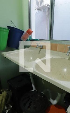 Casa para alugar com 300m², 4 quartos e 5 vagasLavanderia
