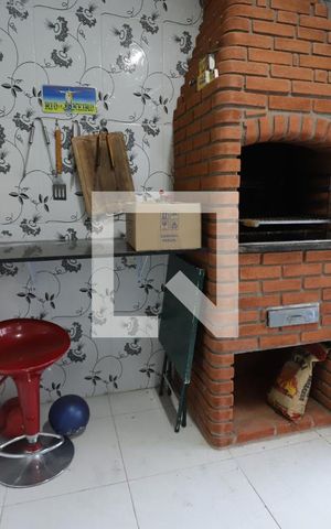 Casa para alugar com 300m², 4 quartos e 5 vagasChurrasqueira