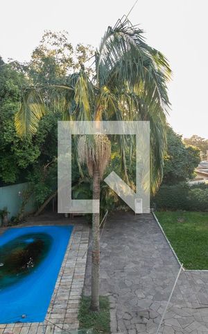 Casa à venda com 600m², 3 quartos e 3 vagas Casa à venda com 600m², 3 quartos e 3 vagasVista do quarto 2