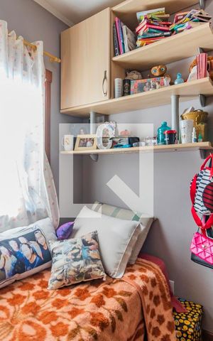 Casa à venda com 200m², 3 quartos e 8 vagas Casa à venda com 200m², 3 quartos e 8 vagasQuarto 1