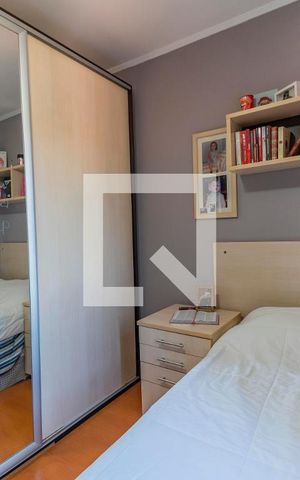 Casa à venda com 200m², 3 quartos e 8 vagas Casa à venda com 200m², 3 quartos e 8 vagasQuarto 2