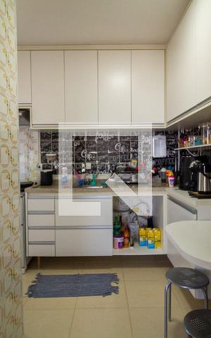 Apartamento à venda com 68m², 2 quartos e 1 vagaCozinha