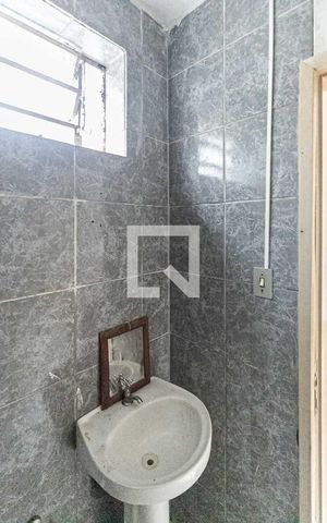 Studio à venda com 28m², 1 quarto e sem vaga Studio à venda com 28m², 1 quarto e sem vagaBanheiro