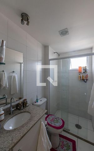 Apartamento à venda com 57m², 2 quartos e 1 vaga Apartamento à venda com 57m², 2 quartos e 1 vagaBanheiro Quarto 2