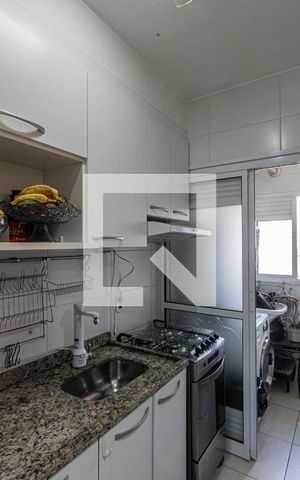Apartamento à venda com 57m², 2 quartos e 1 vaga Apartamento à venda com 57m², 2 quartos e 1 vagaCozinha