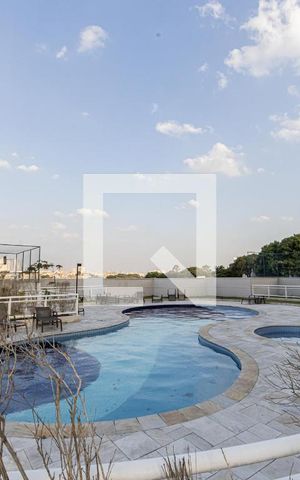 Apartamento à venda com 57m², 2 quartos e 1 vaga Apartamento à venda com 57m², 2 quartos e 1 vagaÁrea comum - Piscina