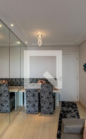 Apartamento à venda com 57m², 2 quartos e 1 vaga Apartamento à venda com 57m², 2 quartos e 1 vagaSala