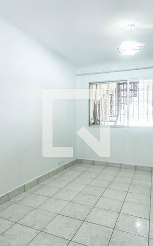 Casa à venda com 200m², 3 quartos e 2 vagasSala