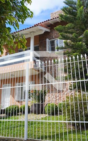 Casa à venda com 480m², 3 quartos e 2 vagasFachada da Casa