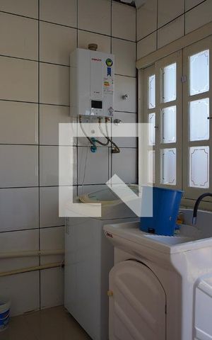 Casa à venda com 480m², 3 quartos e 2 vagasLavanderia