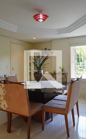 Casa à venda com 480m², 3 quartos e 2 vagasSala