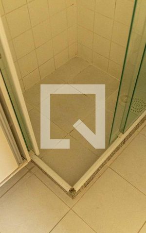 Apartamento para alugar com 70m², 2 quartos e 1 vaga Apartamento para alugar com 70m², 2 quartos e 1 vagaBanheiro