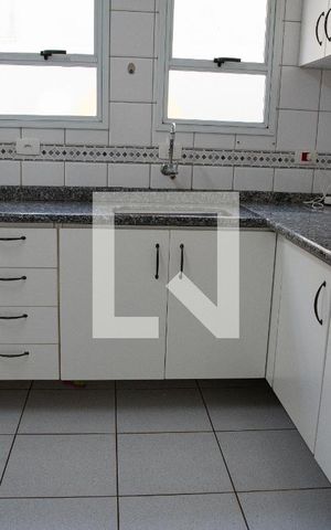 Casa para alugar com 180m², 3 quartos e 2 vagasCozinha