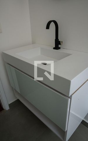 Casa para alugar com 180m², 3 quartos e 2 vagasBanheirob