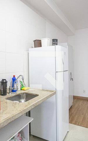Apartamento à venda com 63m², 2 quartos e 1 vaga Apartamento à venda com 63m², 2 quartos e 1 vagaCozinha