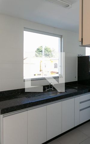 Apartamento para alugar com 140m², 2 quartos e 3 vagas Apartamento para alugar com 140m², 2 quartos e 3 vagasCozinha