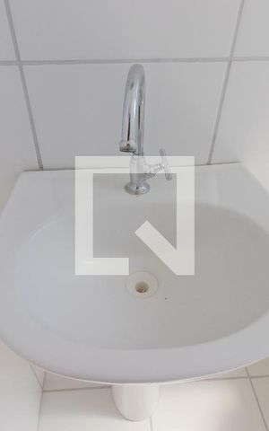 Apartamento para alugar com 48m², 2 quartos e 1 vaga Apartamento para alugar com 48m², 2 quartos e 1 vagaBanheiro