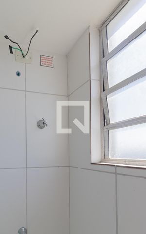 Apartamento para alugar com 48m², 2 quartos e 1 vaga Apartamento para alugar com 48m², 2 quartos e 1 vagaBanheiro