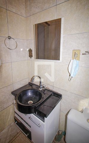 Casa para alugar com 100m², 2 quartos e 1 vagaBanheiro