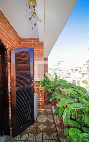 Casa para alugar com 100m², 2 quartos e 1 vagaVaranda